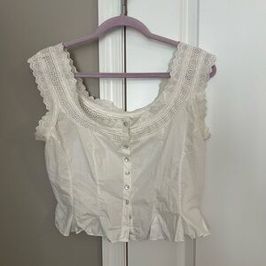 Doen cropped top size Medium